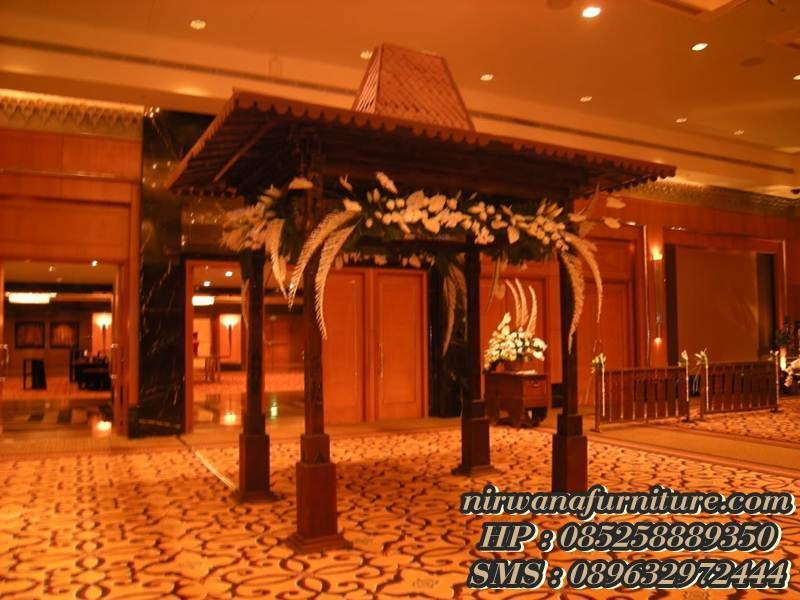 Pergola Joglo Untuk Dekorasi Pelaminan