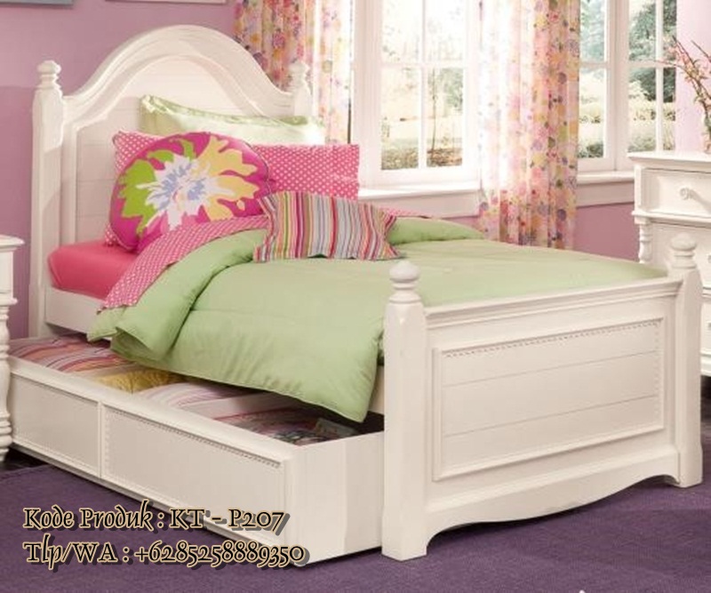tempat tidur sorong model klasik untuk anak anak
