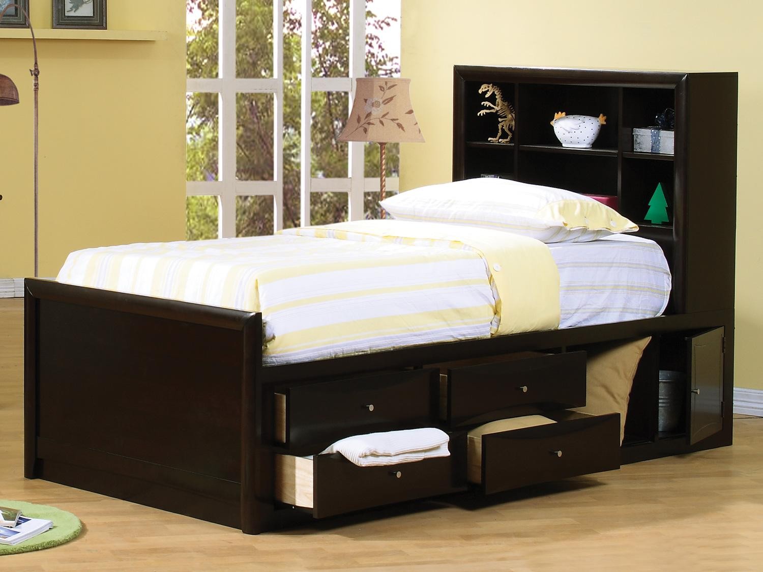 tempat tidur anak minimalis laci