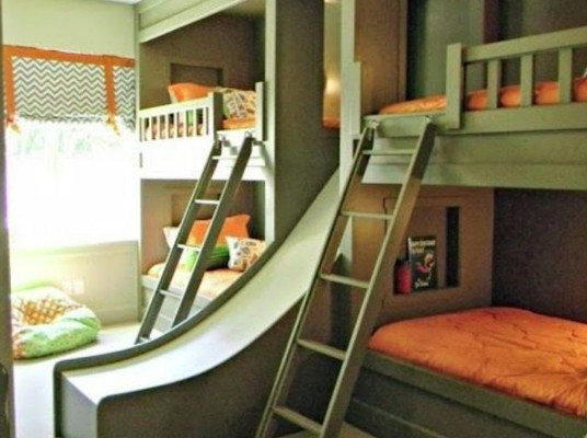 kamar tingkat yang ada perosotannya 4