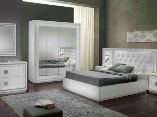 tempat tidur pengantin minimalis putih 3